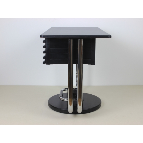 Obrotowe biurko proj. E. Sottsass,...