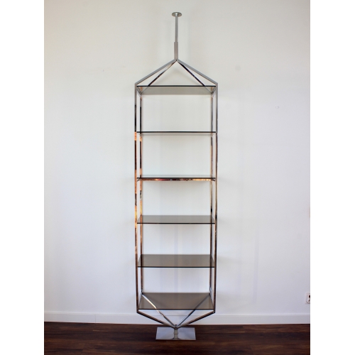 Chromowany regał ze szklanymi...