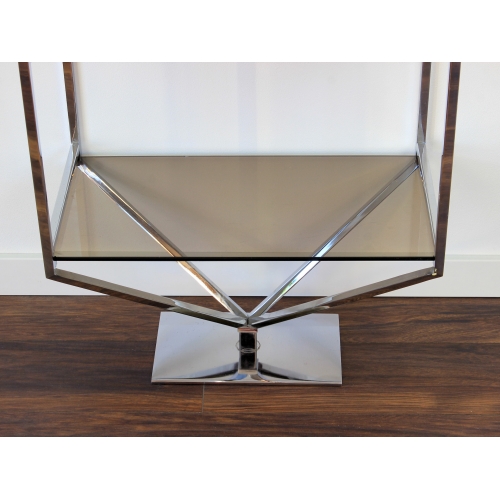 Chromowany regał ze szklanymi...