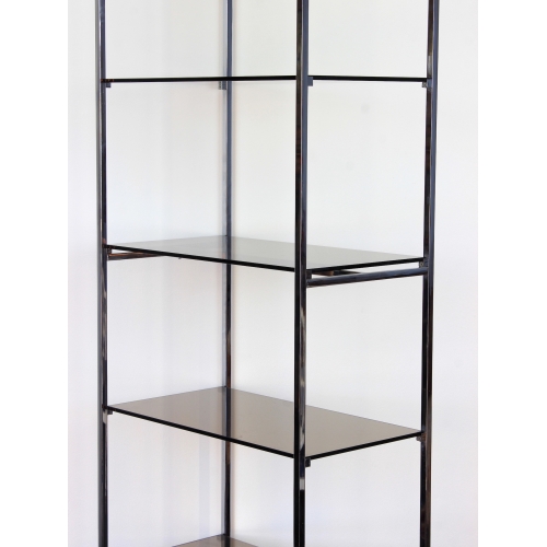 Chromowany regał ze szklanymi...