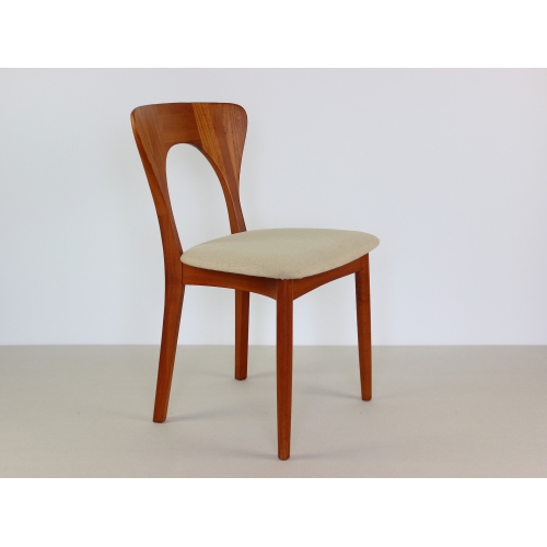 Para krzeseł tekowych proj. Niels...