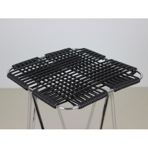 Kultowy taboret proj. W. Wołkowski,...