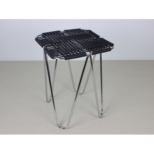 Kultowy taboret proj. W. Wołkowski,...