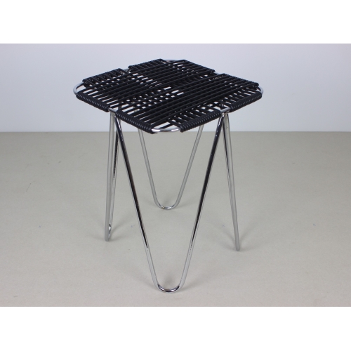 Kultowy taboret proj. W. Wołkowski,...