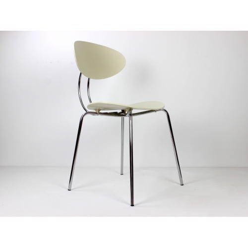 Komplet czterech krzeseł model Elyt,...