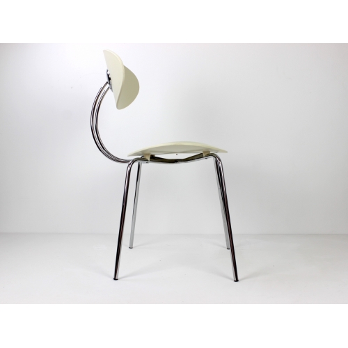 Komplet czterech krzeseł model Elyt,...