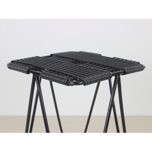 Kultowy taboret proj. W. Wołkowski,...