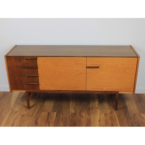 Komoda, proj. F. Mazulanik, UP...