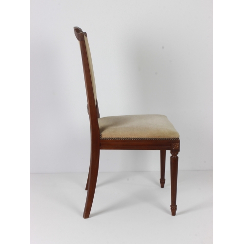 Para drewnianych krzeseł, lata 60.